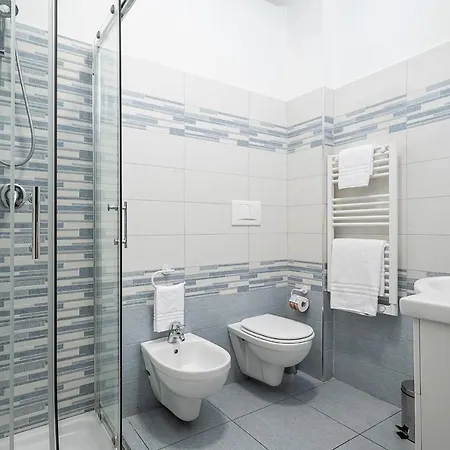 Hemeras Boutique Homes - Design Flat Near Metro Station
